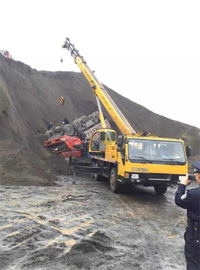 昌都上犹道路救援